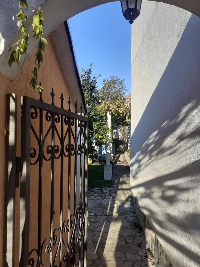 Apartments Rolovina Tivat Eksteriør billede